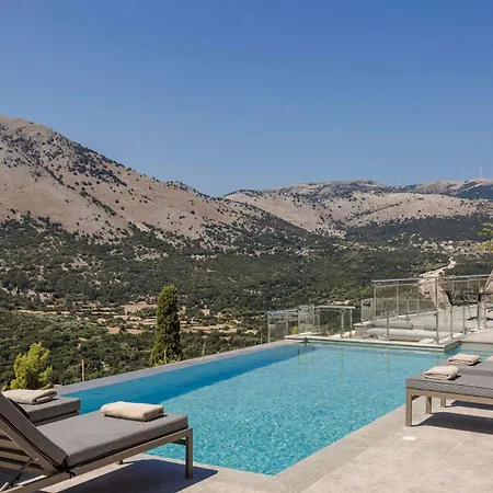Avaton By Vintage Travel Villa *