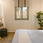 וילה Avaton By Vintage Travel *