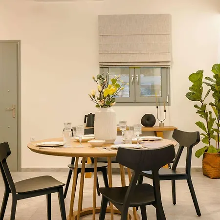 Villa Avaton By Vintage Travel