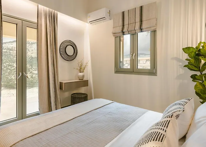 Villa Avaton By Vintage Travel