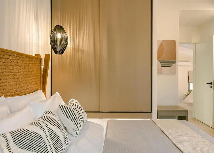 Villa Avaton By Vintage Travel