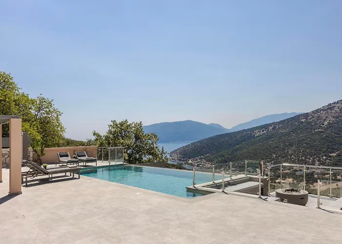 Villa Avaton By Vintage Travel