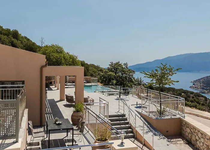 Avaton By Vintage Travel Villa *