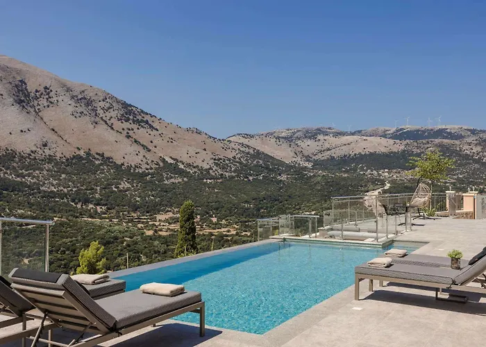 Avaton By Vintage Travel Villa *